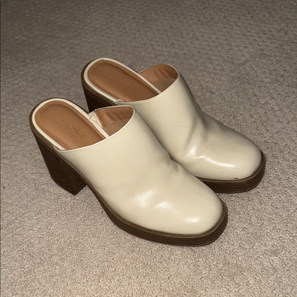 Women's Cream Block Heel Mules